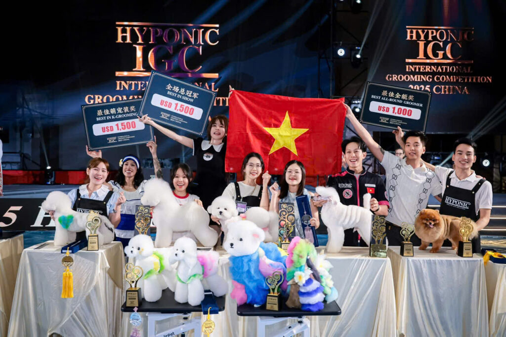 Hình ảnh đội ngũ thợ dành giải lớn nhất các cuộc thi thế giới về cắt tỉa