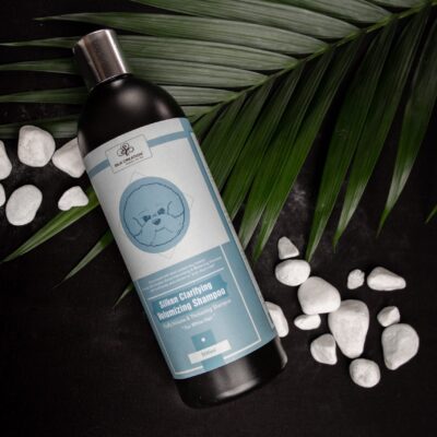 Sữa tắm Silk Creation chuyên dưỡng PHỒNG lông trắng của Thái Lan chuyên dụng cho thú cưng